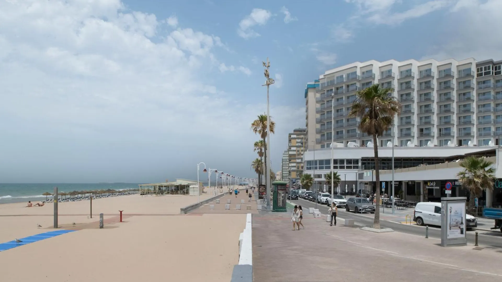 Apartamento Luz, A Pie De Playa Cádis